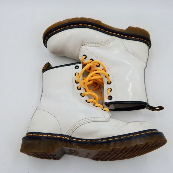 Doc Martens Boots Women’s Size 7 Softy White Air Wair Bouncing Sole AW501 1460W - Picture 7 of 12